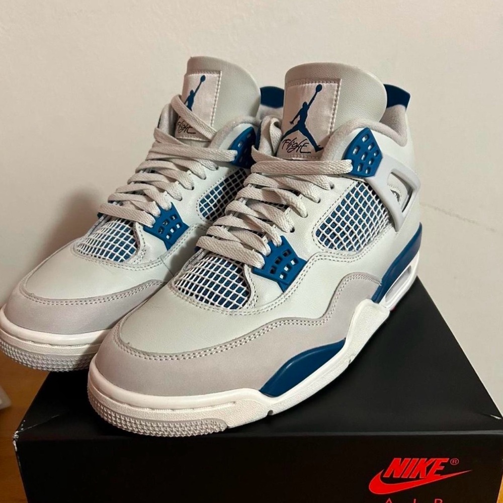 Jordan military blue 4’s brand new comes withh the box never been worn
